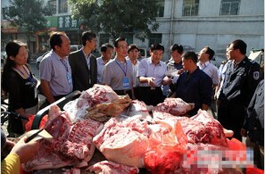 忻府区人大常委会执法检查组对食品安全进行检查